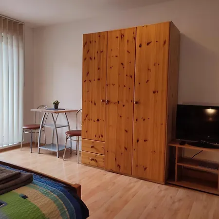 Zachar Apartment Besenova