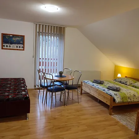 Zachar Apartman