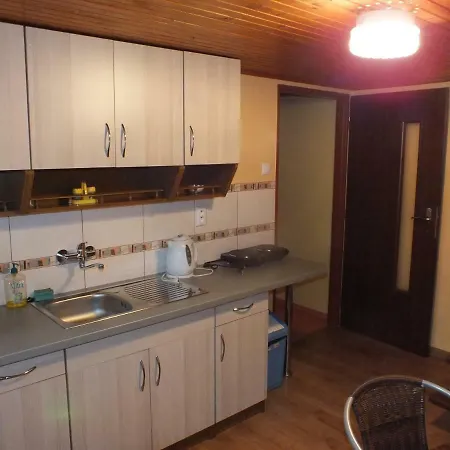 Zachar Apartman Bešeňová